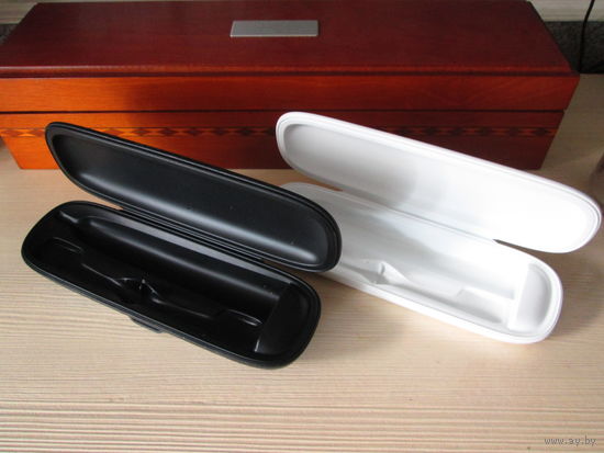 Футляры,корбки филипс ,Цена за 2 футляра.