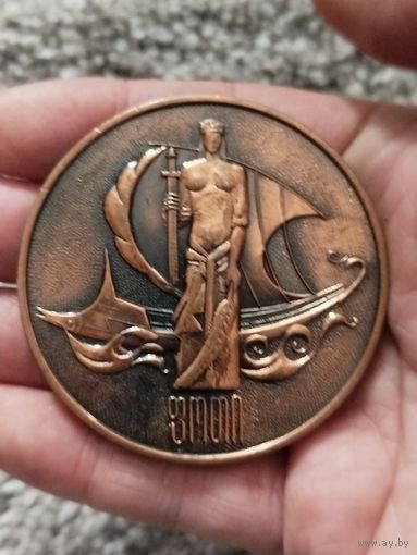 Настольная памятная медаль,тяжёлый металл,с рубля