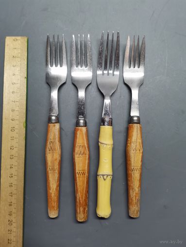 Вилка 4 шт. (одним лотом).