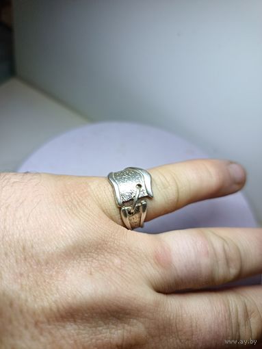 С рубля без мц. кольцо номер 3. ЕБЗ  зубр925пр. 7гр. 1.8см.