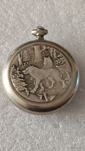 Часы Молния Волки, 200 лотов с 1 рубля,5 дней!