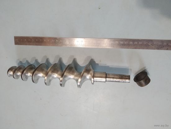 Шнек от соковыжималки чугунной ручной шнековой СССР