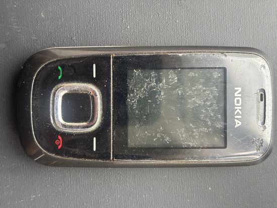 Мобильный телефон Nokia