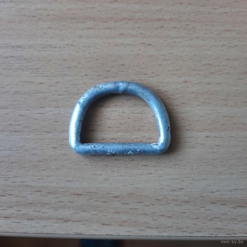 Полукольцо. Ширина проймы 26мм, высота 25мм.,толщ.4мм.