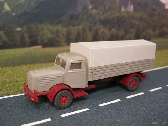 Модель грузового автомобиля Bussing. Масштаб HO-1:87.