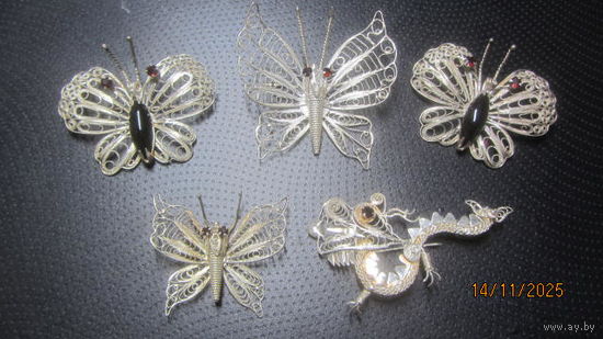 Лот брошей 925 пр.