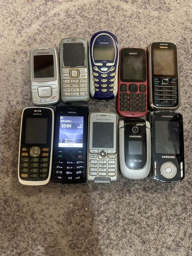 Кнопочные телефоны