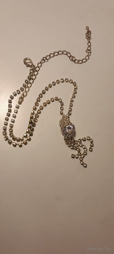 Колье с подвеской