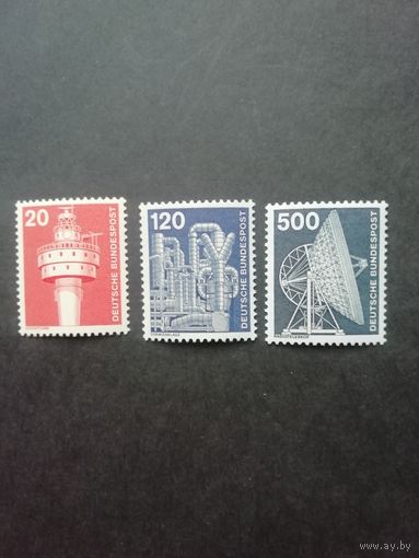 ФРГ 1976 Серия из 3 марок "Стандарт. Индустрия и техника" (чистые**) Mi.848,855,859 каталог 7.10 евро