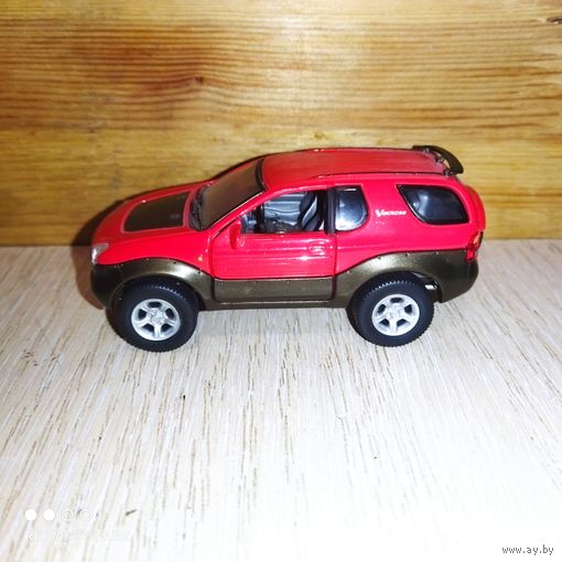 ISUZU V CROSS .Schuco.1:43