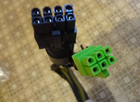 Кабель 8 pin на 6 pin компьютерный новый