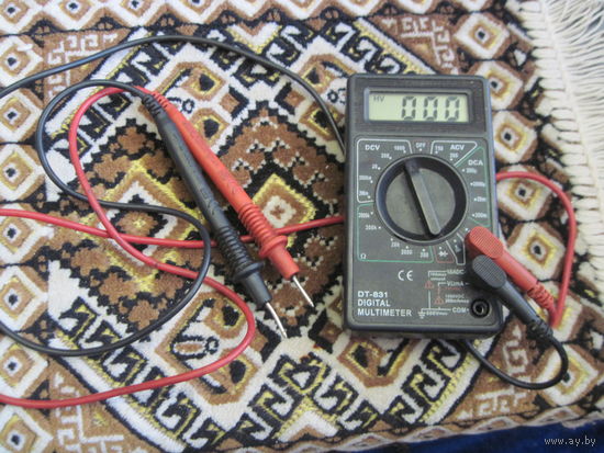 Мультиметр DT-831.