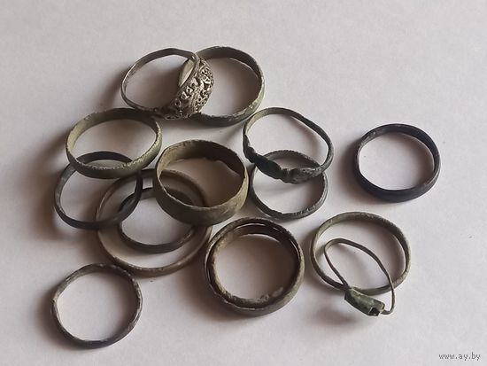 Колечки старинные , с 1 рубля, без мц