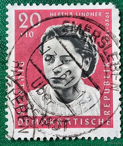 ГДР 1961. Немецкая участница антифашистского сопротивления Герта Линднер