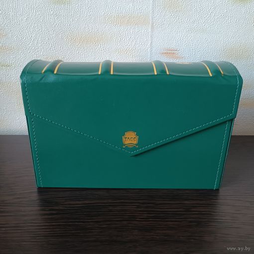 Бокс для хранения банкнот и монет в слабах