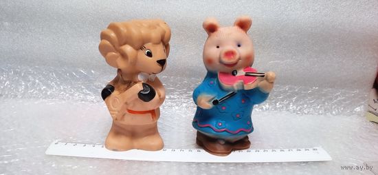 Резиновые игрушки (с музыкальным инструментами). 21
