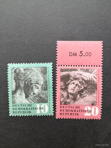 ГДР 1958 Полная серия марок "Художественные и античные сокровища возвращенные из СССР в ГДР" (чистые**) Mi.667-668 каталог 2.00 евро