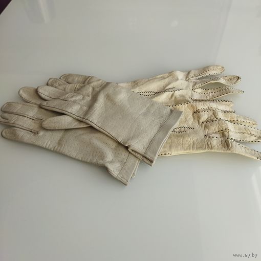 Перчатки лайковые. 2 пары. Светлые. Винтаж. 80-е годы.