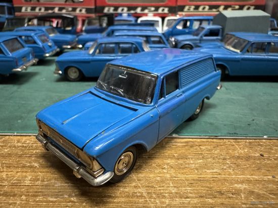 Москвич 434 черный салон. Пятничный вечер в синих тонах. Не забываем делать себе подарки к 23 февраля!