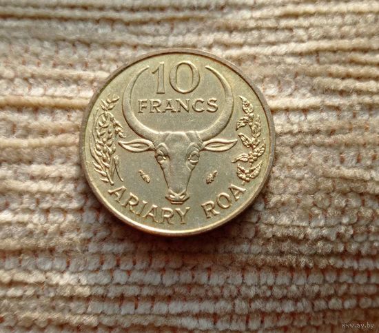 Werty71 Мадагаскар 10 франков 1984 Ариари Ваниль