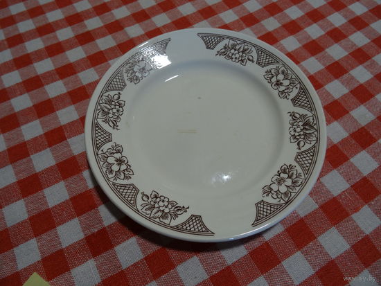 Тарелка пирожковая, ЗИК, Конаково,винтаж СССР, d 17 см