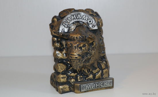 Эксклюзивный сувенир хоккейного клуба Динамо-Минск