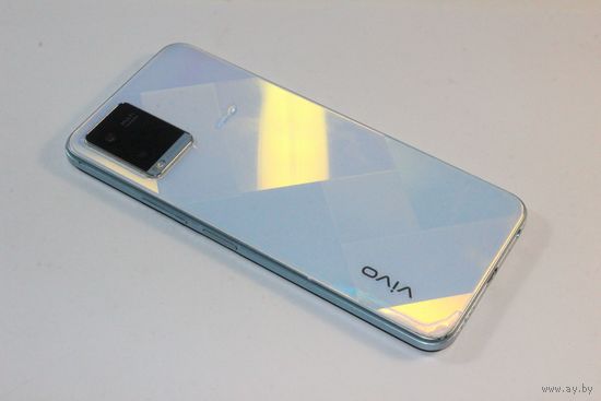 Телефон Vivo Y21 4GB/64GB международная версия (синий металлик)