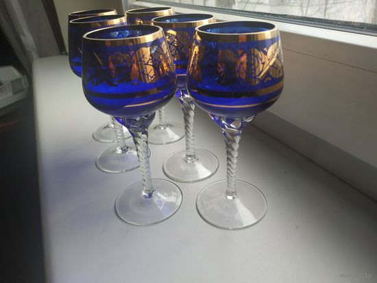 Рюмки хрустальные Богемия позолота в сохране