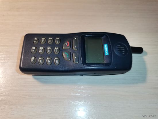 Винтажный телефон "Siemens", Германия, работоспособность неизвестна.