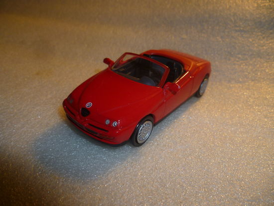 Модель авто ALFA ROMEO. Alfa Spider 1996. 1:43.